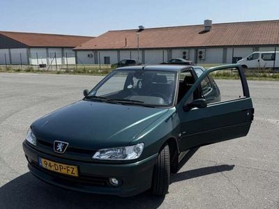 Peugeot 306