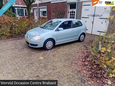 Grijs Gebruikt 2009 VW Polo Trendline Hatchback | € 1.999 (Eerlijke prijs)