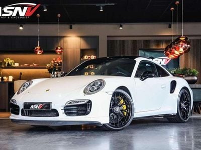 Wit Occasion 2013 Porsche 911 Turbo S Coupé | € 109.911