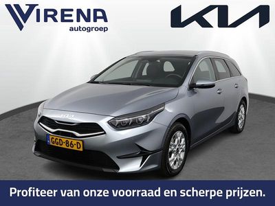 Grijs Gebruikt 2024 Kia Ceed Hatchback | € 29.450 (Duur)