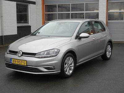 tweedehands VW Golf VII 1.0 TSI Comfortline Business Automatische airco, navigatie, app-connect, parkeersensoren voor en achter, cruise controle, enz.