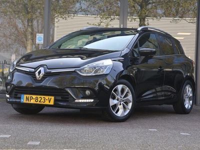 Zwart Gebruikt 2017 Renault Clio GrandTour LIMITED Stationwagen | € 9.345 (Eerlijke prijs)