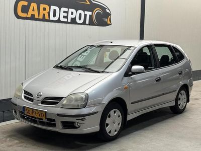 Nissan Almera Tino