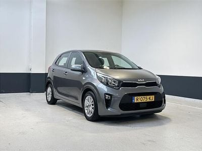 Grijs Occasion 2022 Kia Picanto Hatchback | € 13.449 (Eerlijke prijs)