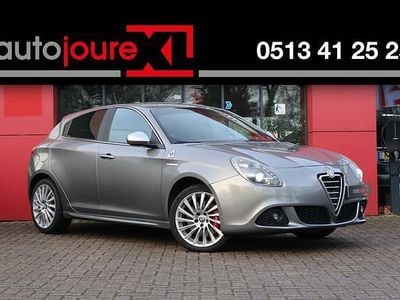 Grijs Occasion 2012 Alfa Romeo Giulietta Distinctive Hatchback | € 7.949 (Iets duurder)