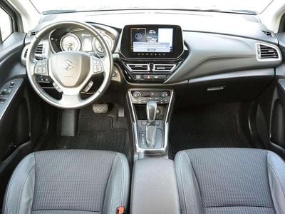 Wit Gebruikt 2022 Suzuki SX4 Style SUV | € 30.950 (Duur)