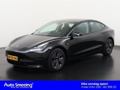 Zwart Gebruikt 2021 Tesla Model 3 Standard Range Sedan | € 26.490 (Eerlijke prijs)