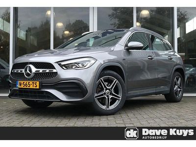 Grijs Occasion 2020 Mercedes GLA250 Business SUV | € 36.950 (Iets duurder)