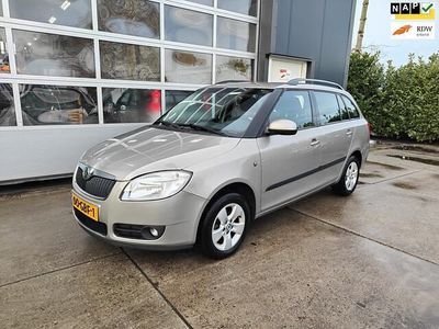 Grijs Occasion 2008 Skoda Fabia Elegance Stationwagen | € 3.450 (Goede deal)