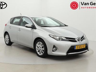 Grijs Occasion 2014 Toyota Auris Hatchback | € 11.999 (Duur)