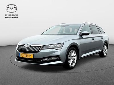 Grijs Occasion 2021 Skoda Superb Business Line Stationwagen | € 18.950 (Super prijs)