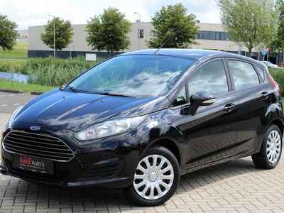 Occasion Ford Fiesta Style 82 PK (60 kW) 2013 Zwart Hatchback
