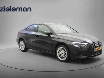 Zwart Gebruikt 2021 Audi A3 Business Sedan | € 19.845 (Super prijs)
