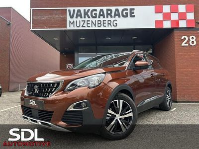 Bruin, metallic lak Gebruikt 2019 Peugeot 3008 Allure SUV | € 15.445 (Goede deal)