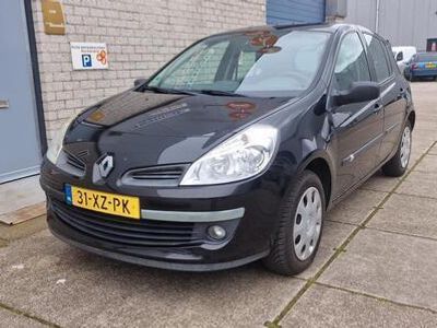 tweedehands Renault Clio 1.2-16V Business Line 2eeigenaar Airco NAP