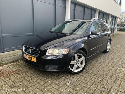 tweedehands Volvo V50 2.4 D5 Aut Navi Cruise Parkeersensoren Trekhaak Leer Stoelv. Voll!