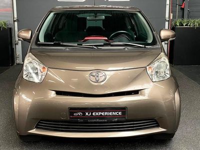 Occasion Toyota iQ Comfort 70 PK (51 kW) 2011 Bruin (metallic) Hatchback