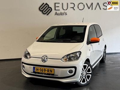 Wit Gebruikt 2016 VW up! move up! Hatchback | € 9.950 (Eerlijke prijs)