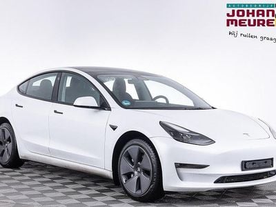 Wit Occasion 2025 Tesla Model 3 Long Range AWD Sedan | € 31.900 (Super prijs)