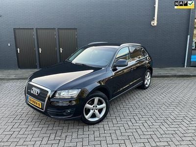 Zwart (metallic) Occasion 2009 Audi Q5 Design SUV | € 6.999 (Eerlijke prijs)