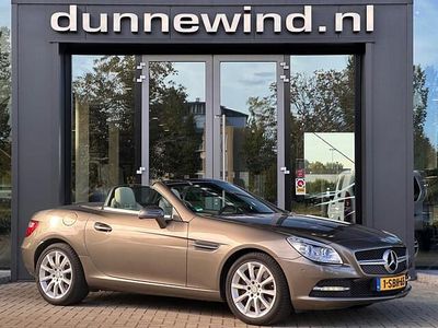 Grijs, metallic lak Gebruikt 2013 Mercedes SLK350 Cabriolet | € 28.950 (Iets duurder)