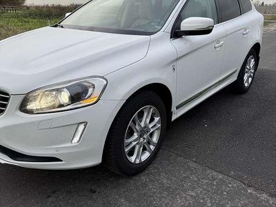 Wit Gebruikt 2014 Volvo XC60 Summum SUV | € 18.500 (Iets duurder)