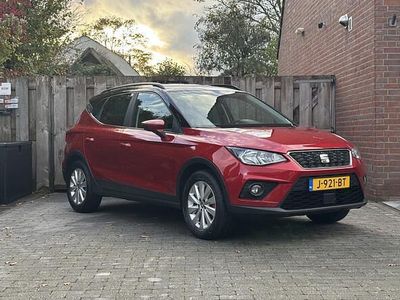 Rood Occasion 2020 Seat Arona Business SUV | € 15.950 (Eerlijke prijs)