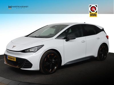 Wit (metallic) Gebruikt 2022 Cupra Born Hatchback | € 18.499 (Eerlijke prijs)