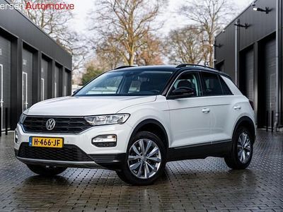 Wit Occasion 2019 VW T-Roc Sportline SUV | € 18.445 (Goede deal)