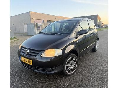 Zwart Gebruikt 2007 VW Fox Hatchback | € 1.599 (Eerlijke prijs)
