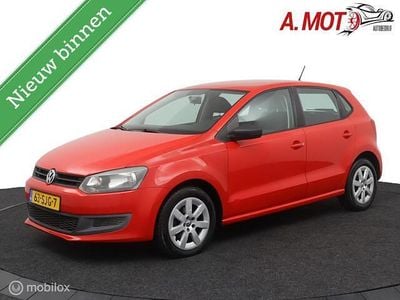 Rood Gebruikt 2011 VW Polo Trendline Hatchback | € 3.250 (Goede deal)