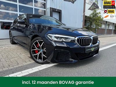 Zwart Occasion 2021 BMW 545e Executive Sedan | € 49.950 (Eerlijke prijs)