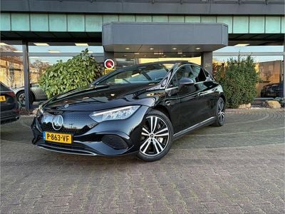 Zwart Gebruikt 2022 Mercedes EQE350 Luxury Sedan | € 34.500 (Goede deal)