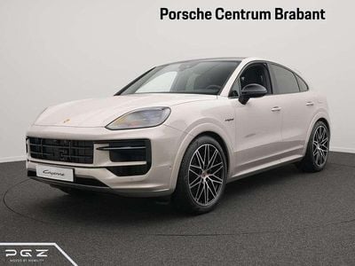 Nieuw Porsche Cayenne Black Edition 470 PK (345 kW) 2025 Beige SUV