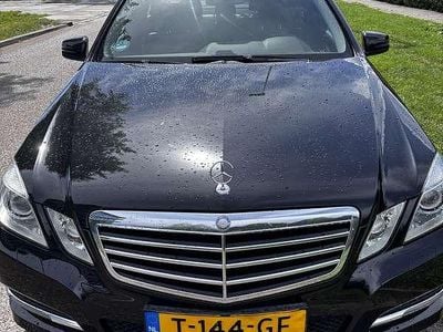 Mercedes E300