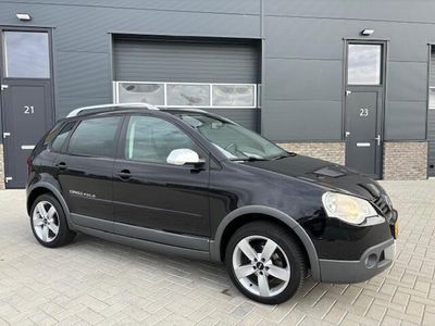 tweedehands VW Polo Cross 1.6-16V Zeer luxe / Automaat !