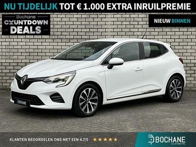 Wit Gebruikt 2019 Renault Clio IV Intens Hatchback | € 13.945 (Iets duurder)