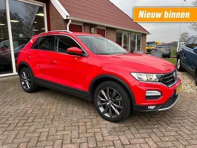 tweedehands VW T-Roc 1.0 TSI STYLE AIRCO/ECC/NAVIGATIE/VELGEN/ACC/ENZ.