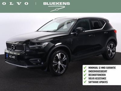 tweedehands Volvo XC40 T5 Recharge Inscription - IntelliSafe Assist & Surround - Parkeercamera achter - Verwarmde voorstoelen, stuur & achterbank - Parkeersensoren voor & achter - Drive-Mode Settings - Extra getint glas - Elektr. inklapbare trekhaak - 19' LMV