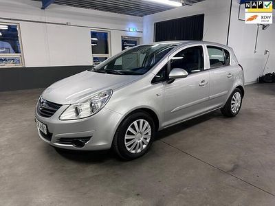 Grijs (metallic) Gebruikt 2008 Opel Corsa Business Hatchback | € 2.950 (Eerlijke prijs)