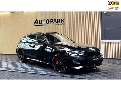 Zwart Gebruikt 2022 BMW 330e Executive Stationwagen | € 25.950 (Super prijs)