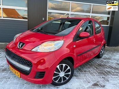 Rood Gebruikt 2010 Peugeot 107 Hatchback | € 3.995 (Goede deal)