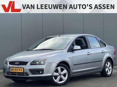 tweedehands Ford Focus 1.6-16V First Edition | Nieuw binnen | Trekhaak |