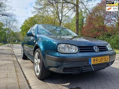 VW Golf IV