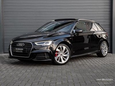 Zwart (metallic) Gebruikt 2019 Audi A3 Sportback S-Line Hatchback | € 19.990 (Eerlijke prijs)