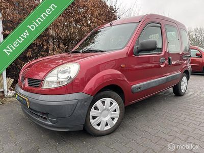 Occasion Renault Kangoo Expression 95 PK (69 kW) 2004 Rood Stationwagen