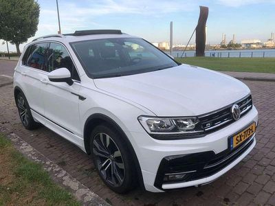 Wit Occasion 2018 VW Tiguan Highline SUV | € 19.950 (Duur)