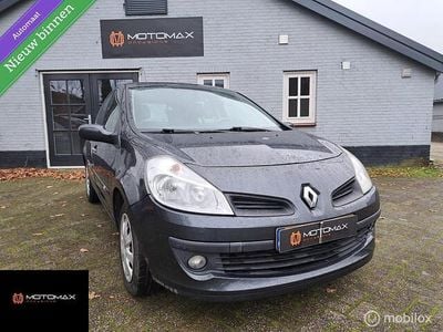 Occasion Renault Clio II Dynamique 111 PK (81 kW) 2006 Grijs Hatchback