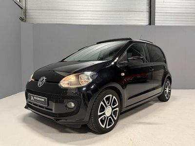 Zwart Gebruikt 2013 VW up! high up! Hatchback | € 6.999 (Eerlijke prijs)