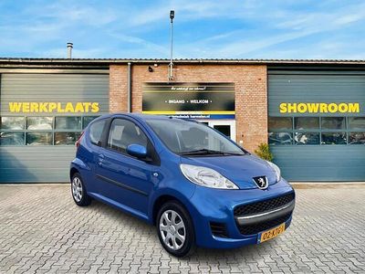 Occasion Peugeot 107 68 PK (50 kW) 2010 Blauw (metallic) Hatchback